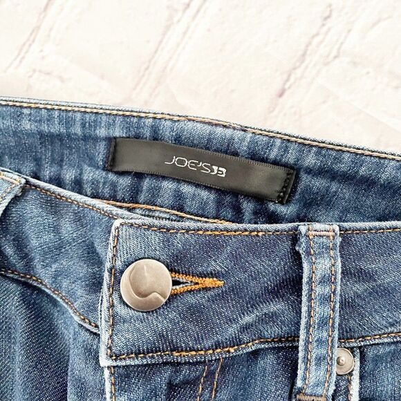 Joe's Slim Boot Medium Wash Low Rise in Honey Fit Straight Jeans 27 - Picture 8 of 9